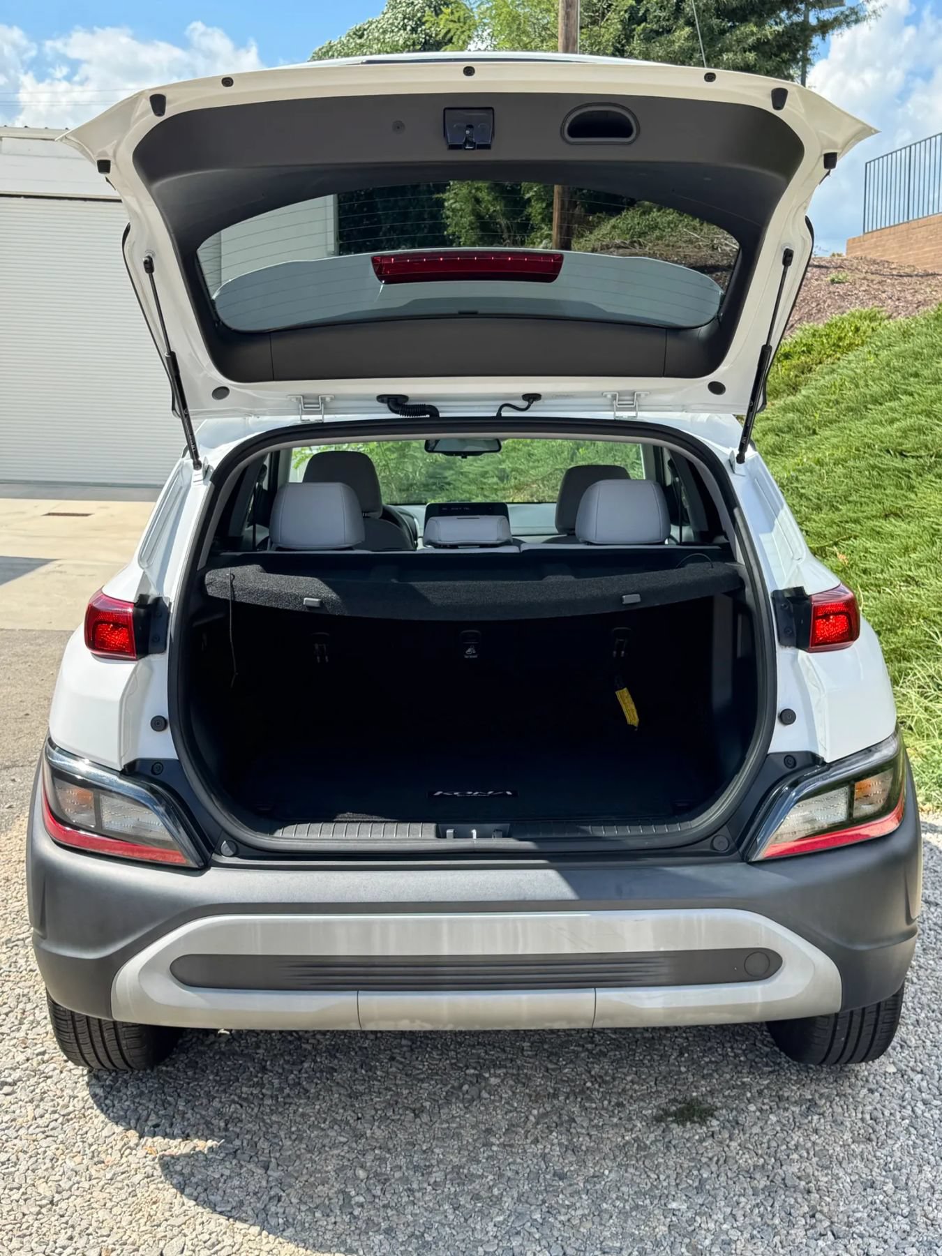 Used 2022 Hyundai Kona SEL w/ Convenience Package FWD image 12