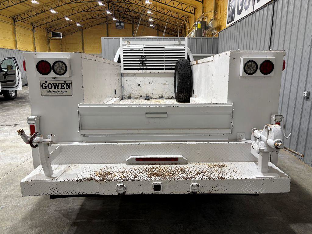 Used 2017 Ford F350 XLT image 8