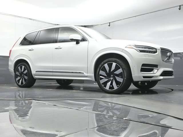 Used 2024 Volvo XC90 T8 Plus w/ Protection Package AWD/4WD image 37