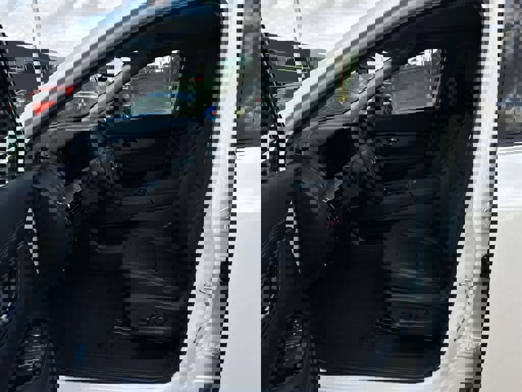 New 2025 Nissan Murano SL image 10