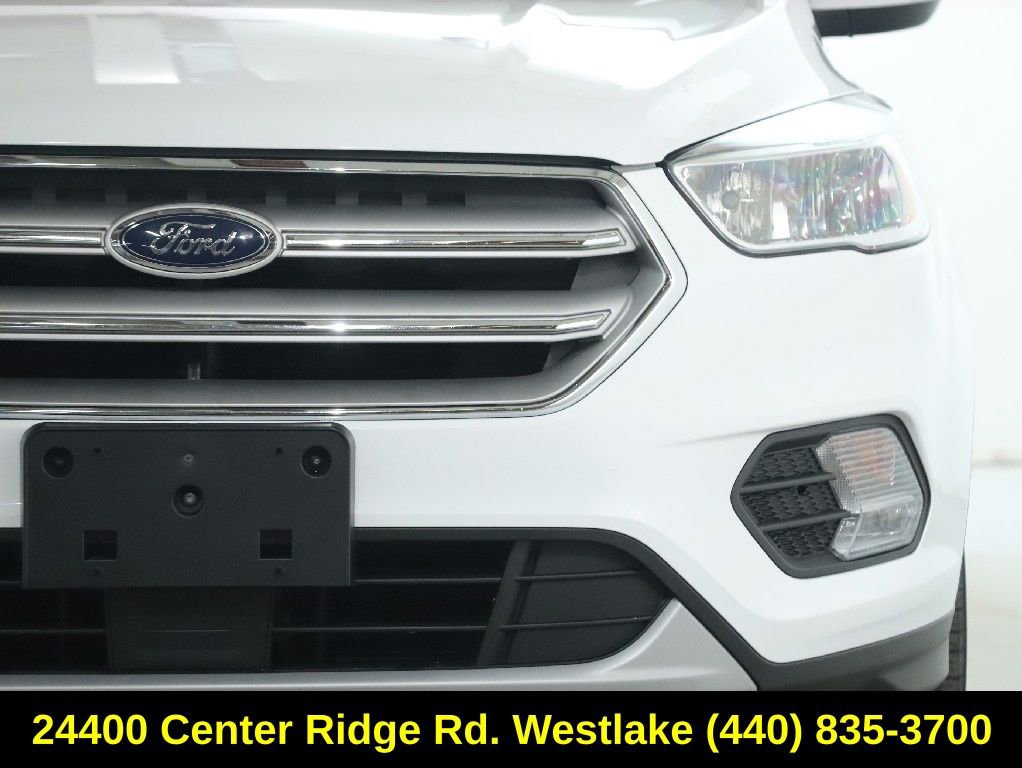 Used 2018 Ford Escape SE w/ Ford Safe & Smart Package image 8