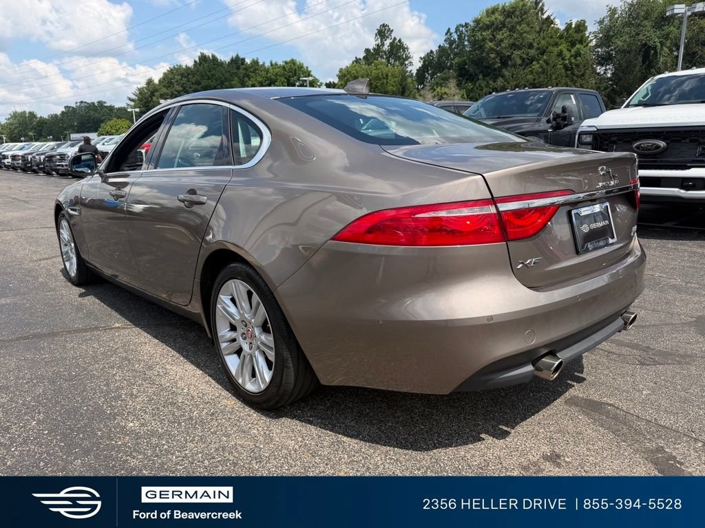Used 2017 Jaguar XF Premium AWD/4WD image 6