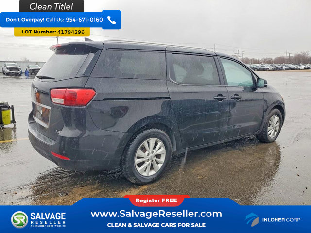 Used 2015 Kia Sedona LX FWD image 4
