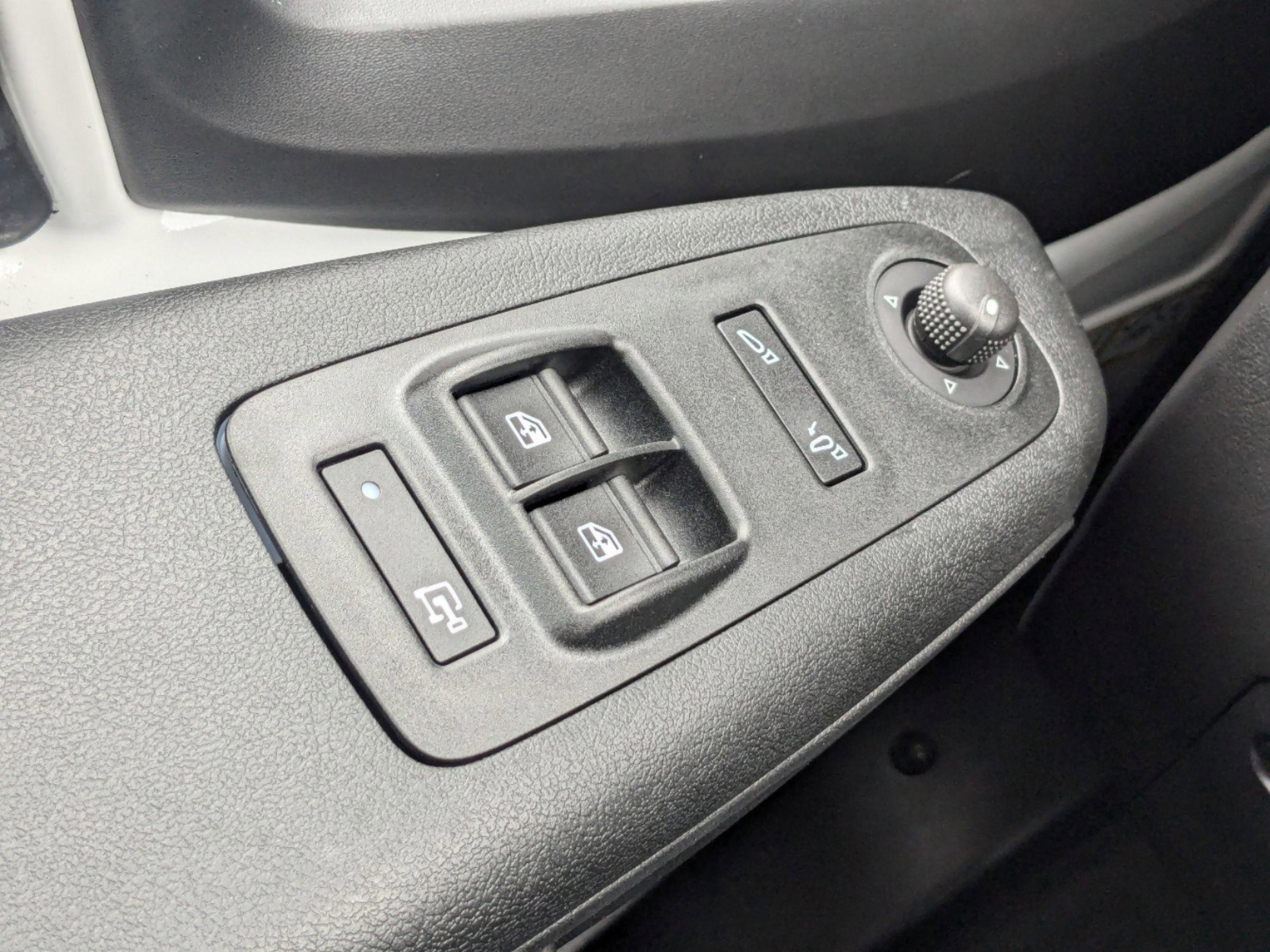 New 2025 RAM ProMaster 3500 w/ Leather Interior Group image 29