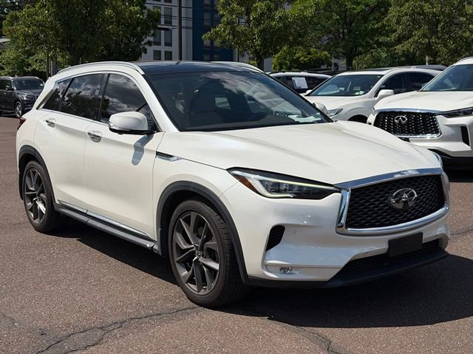 Used 2019 INFINITI QX50 Essential w/ Sensory Package AWD/4WD video 1
