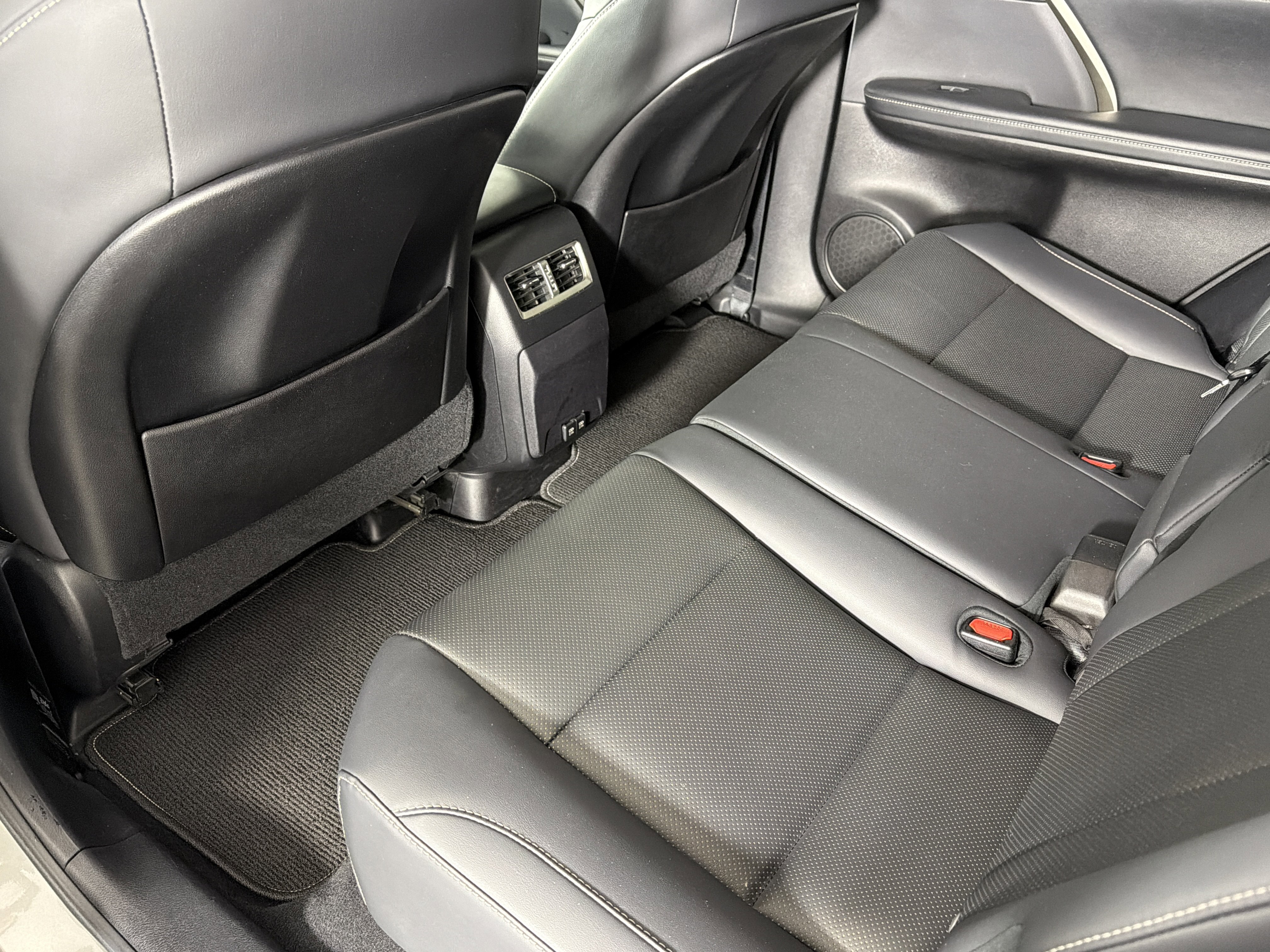 Used 2022 Lexus RX 350 AWD w/ Premium Package image 20