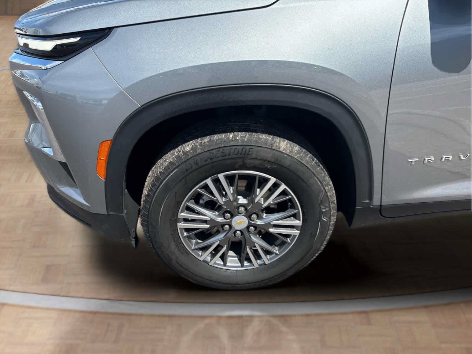 Used 2026 Chevrolet Traverse LT FWD image 32