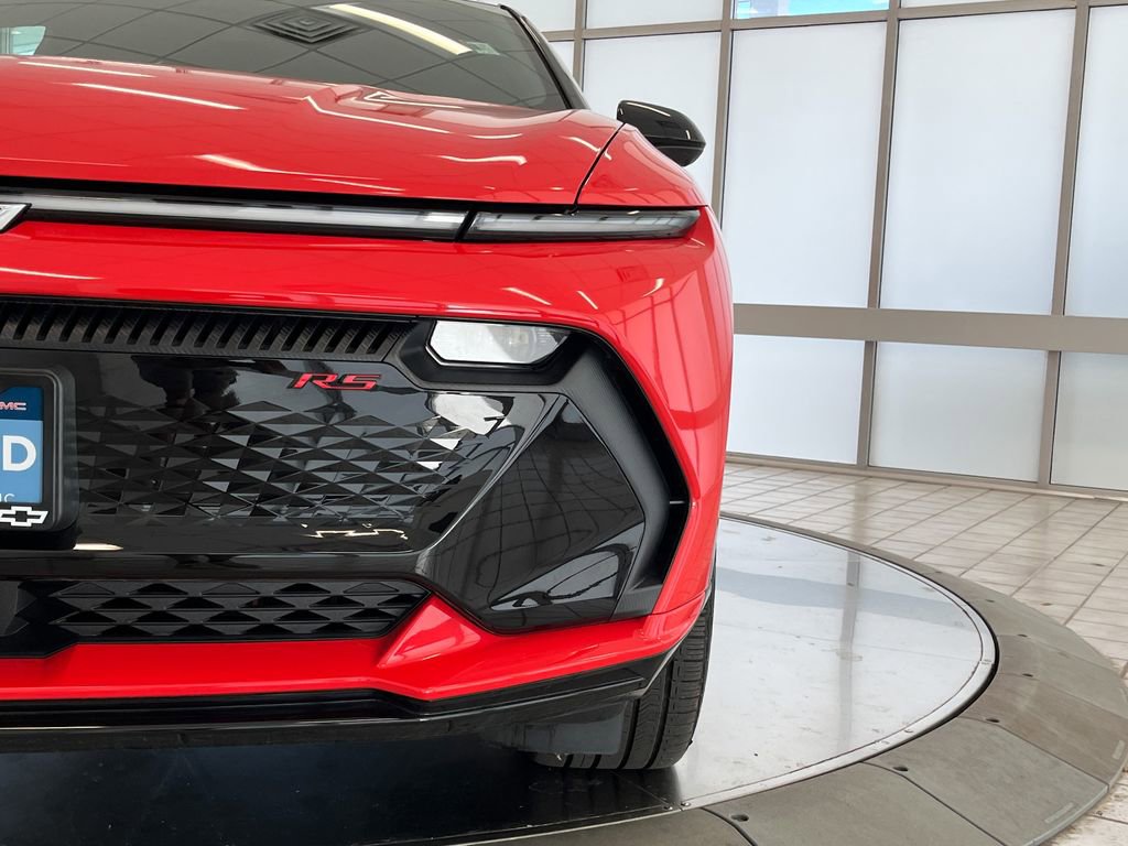 Used 2025 Chevrolet Equinox EV RS image 11