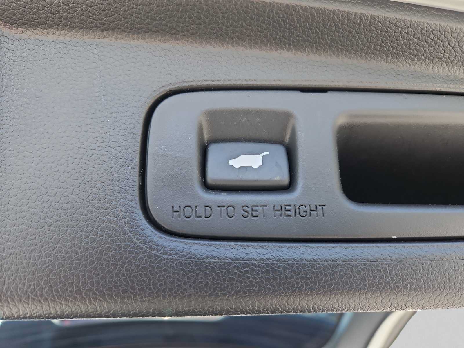 Used 2024 Honda CR-V EX-L image 15