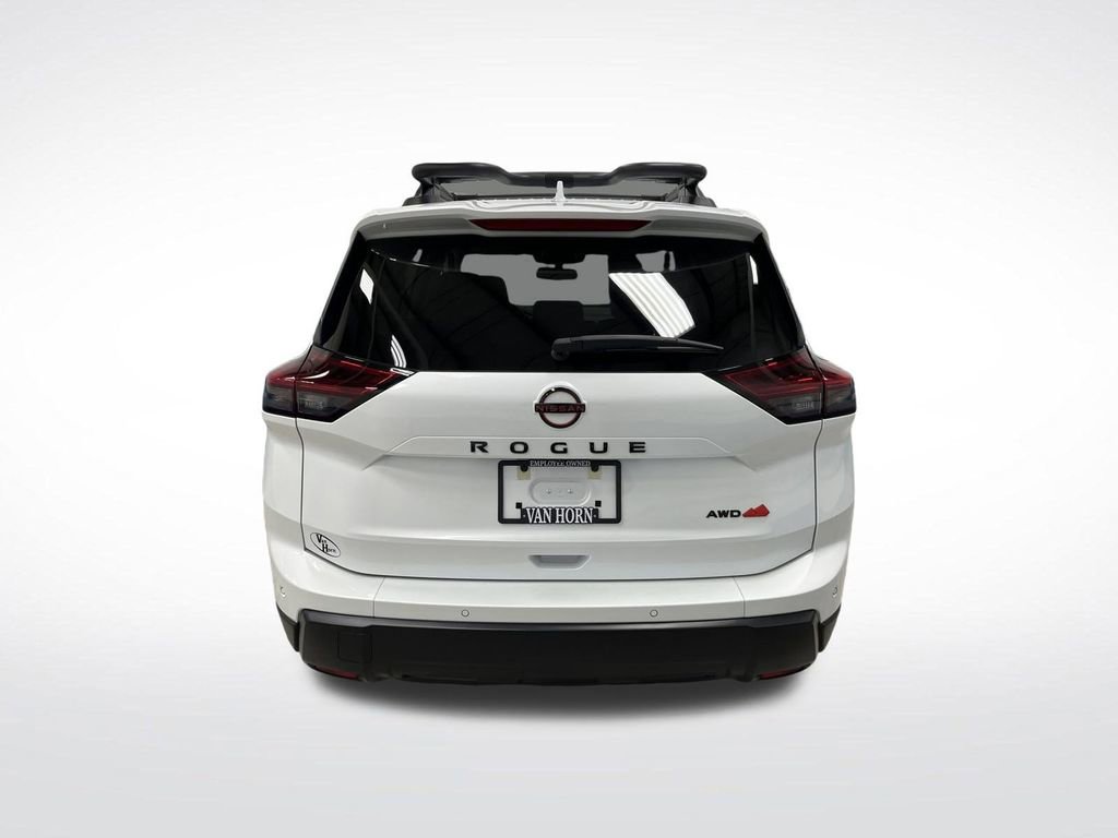 Used 2025 Nissan Rogue SV w/ Rock Creek Premium Package image 12