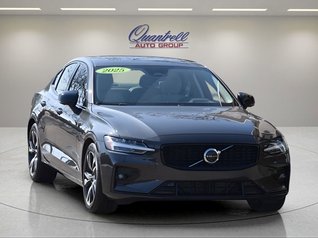 Used 2025 Volvo S60 B5 Plus FWD image 2