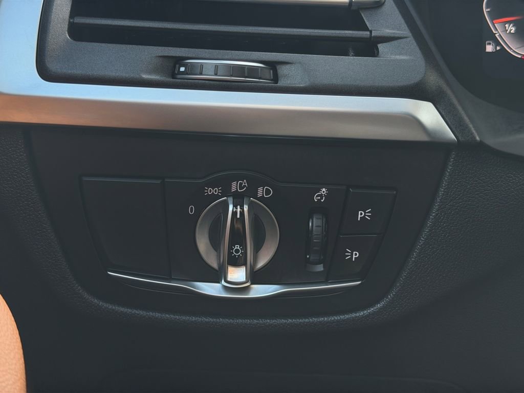 Used 2023 BMW X3 xDrive30i w/ Convenience Package w/ZPA image 18