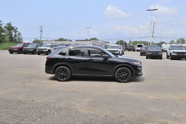 Used 2024 Honda HR-V Sport image 8
