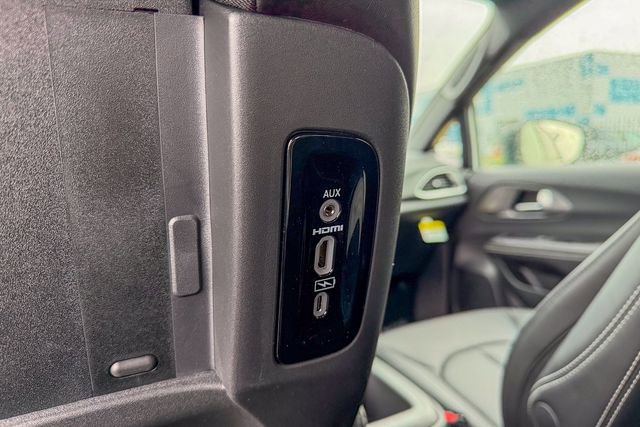 New 2026 Chrysler Pacifica Select image 25