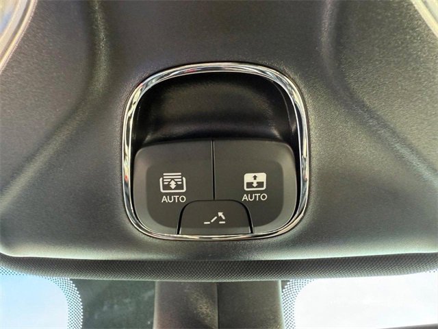 New 2025 Jeep Compass Latitude w/ Sun & Sound Group image 26