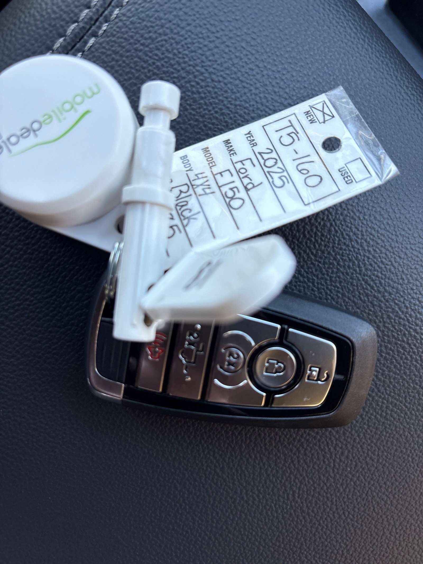 New 2025 Ford F150 XLT w/ Equipment Group 302A MID image 27