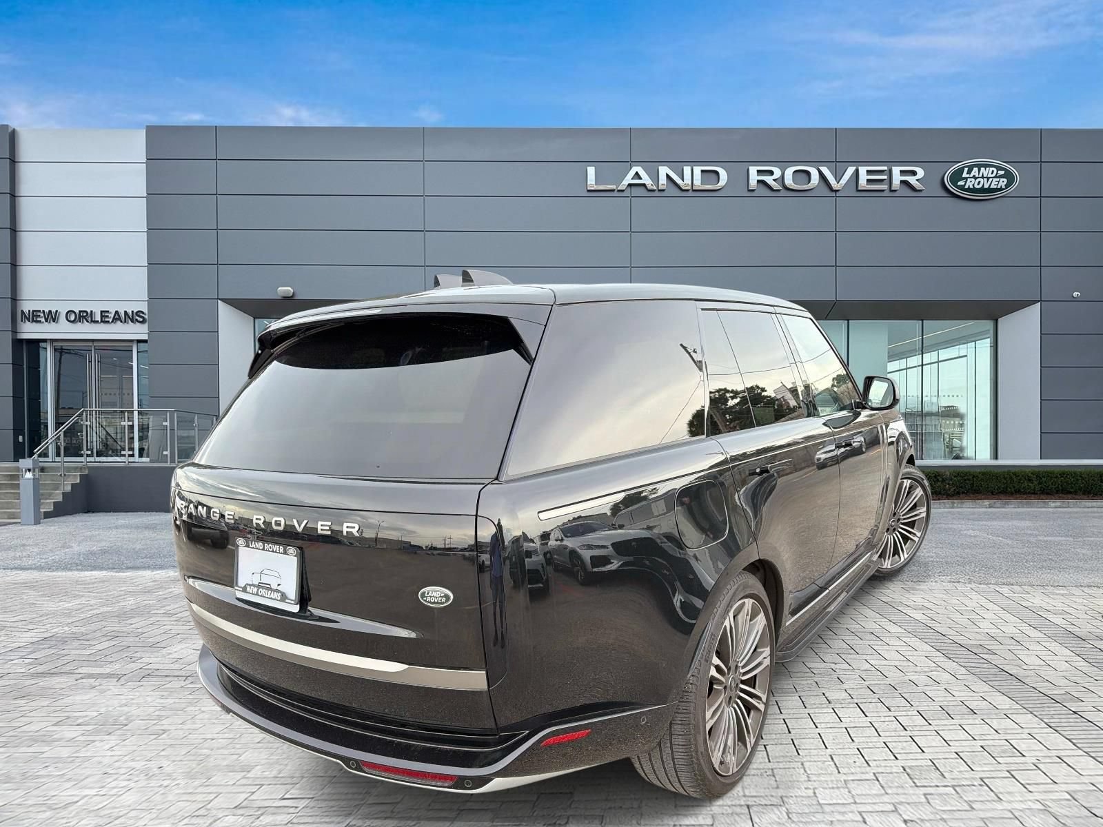 Used 2023 Land Rover Range Rover SE AWD/4WD image 6
