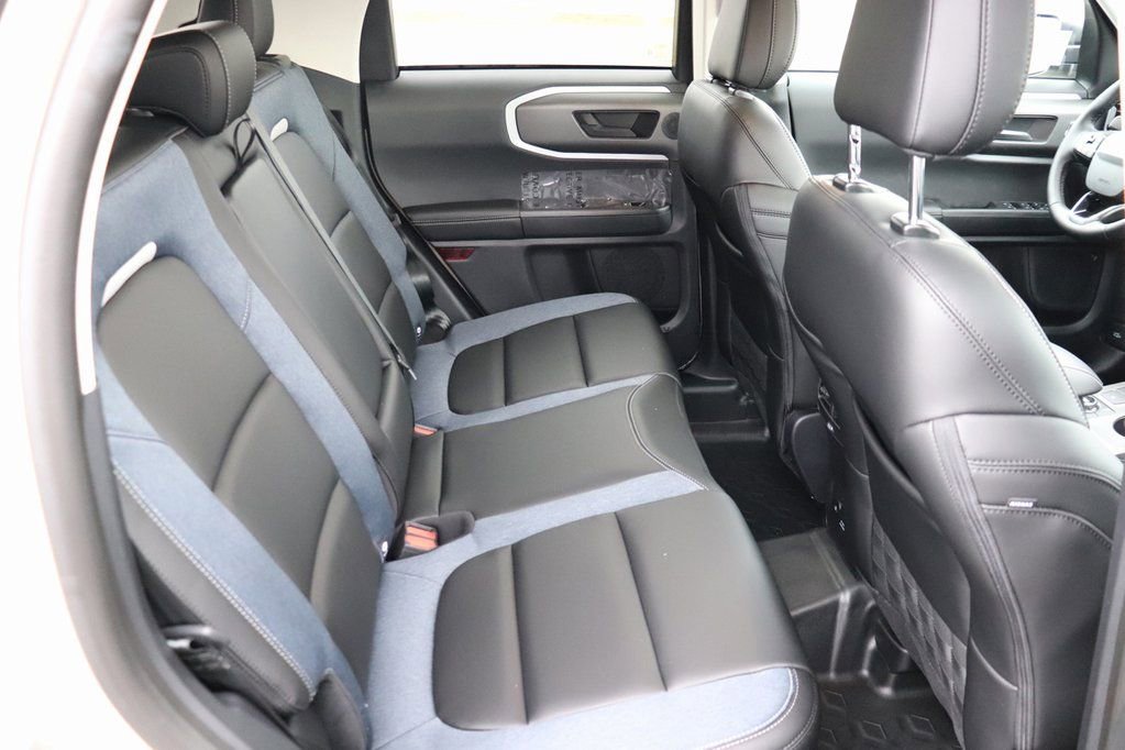 New 2025 Ford Bronco Sport Outer Banks w/ Sasquatch Outer Banks Package image 15