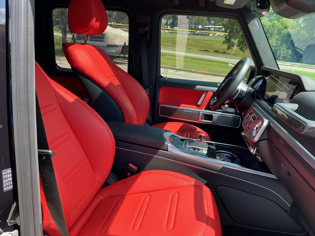 Used 2025 Mercedes-Benz G 550 image 25