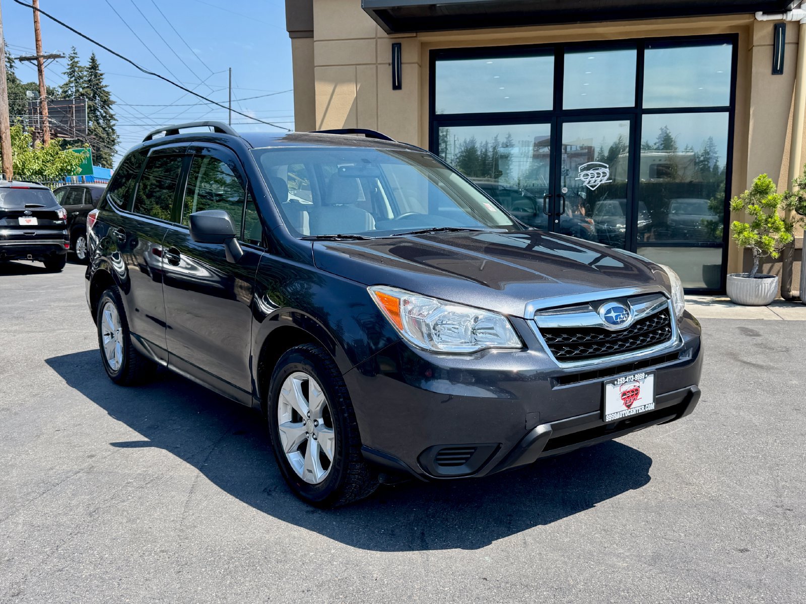 Used 2015 Subaru Forester 2.5i w/ Alloy Wheel Package AWD/4WD image 1