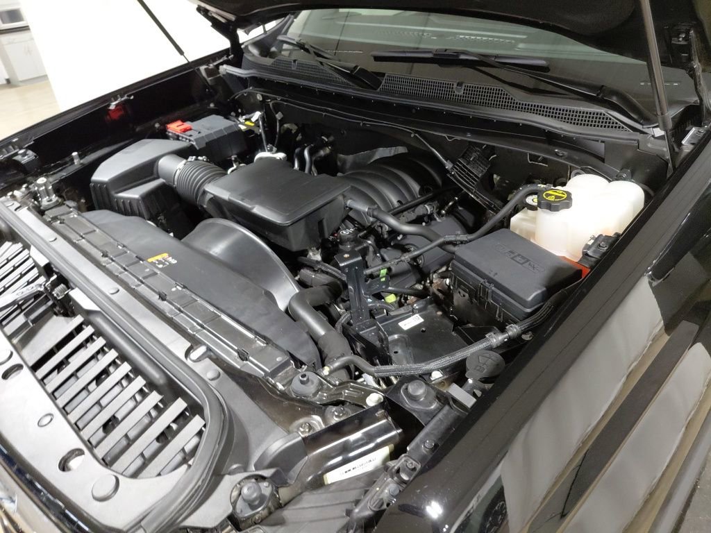 Certified 2025 Chevrolet Silverado 3500 LT w/ Z71 Chrome Sport Edition image 43