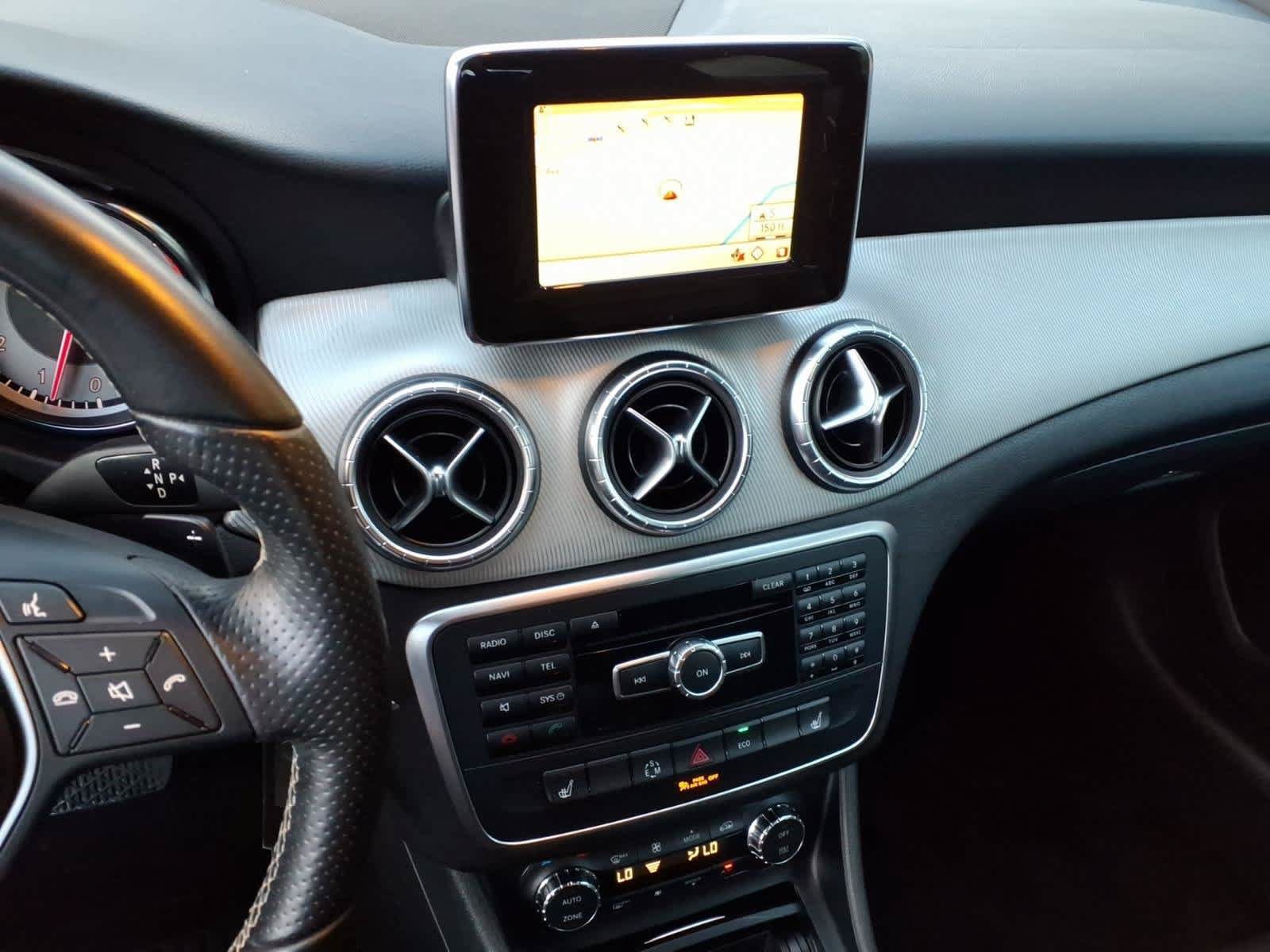 Used 2014 Mercedes-Benz CLA 250 image 21