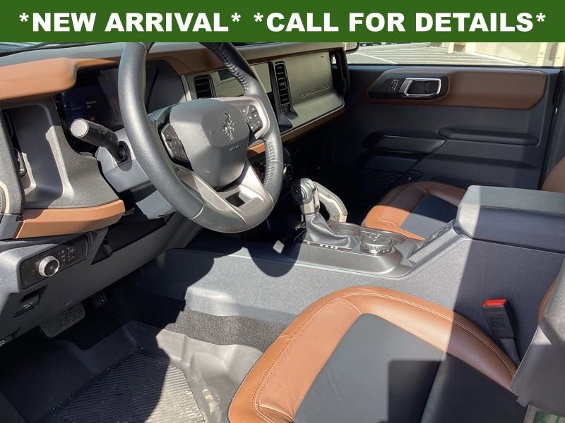 Used 2024 Ford Bronco Outer Banks AWD/4WD image 9