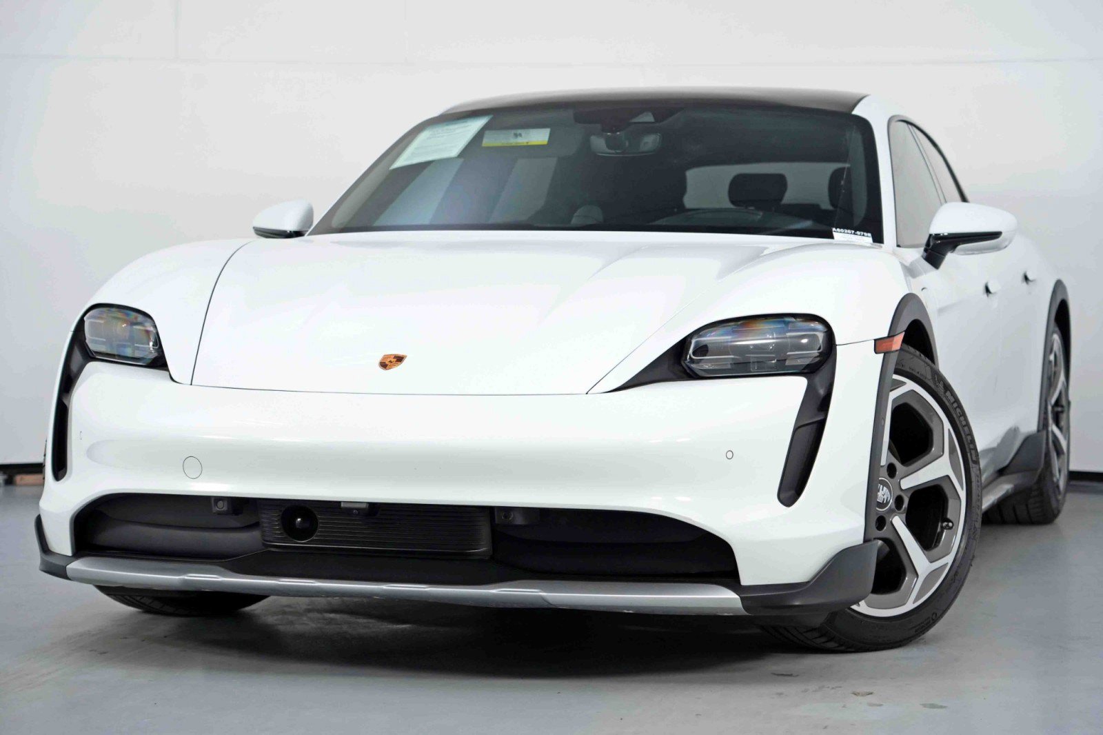 Used 2024 Porsche Taycan 4 Cross Turismo w/ Premium Package AWD/4WD image 2