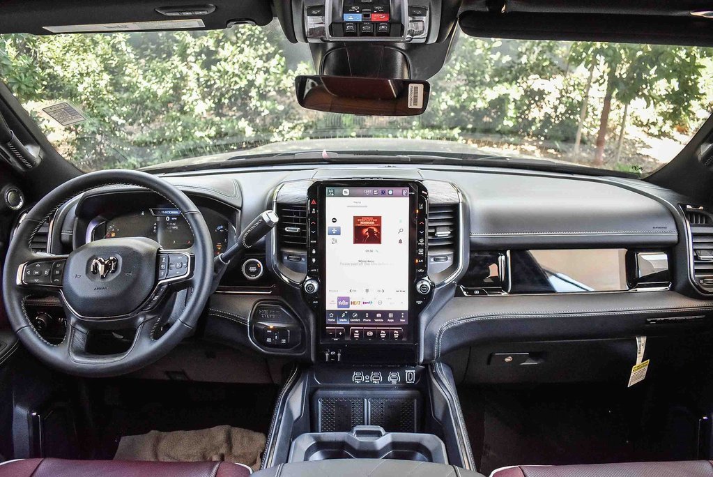 New 2026 RAM 2500 Limited image 12