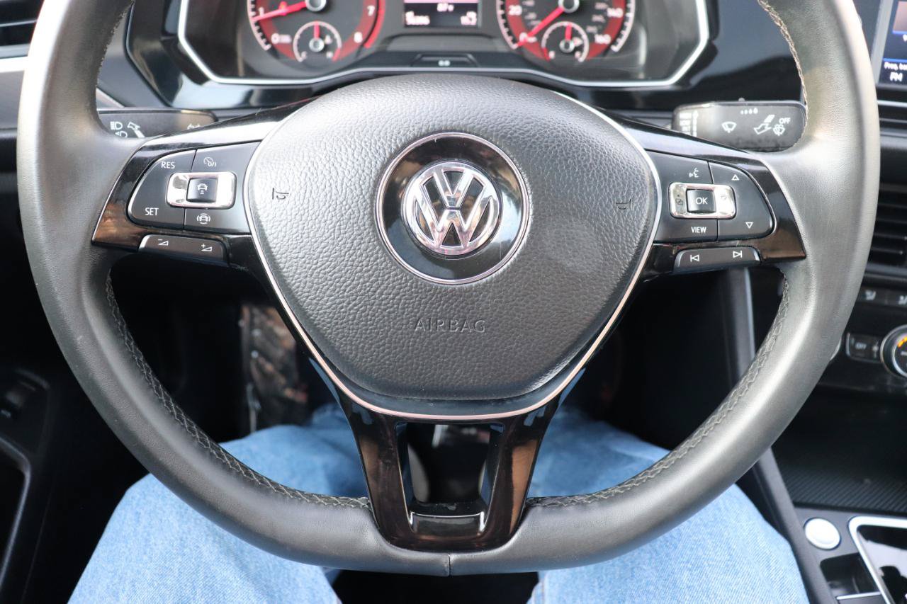 Used 2020 Volkswagen Jetta SE FWD image 27