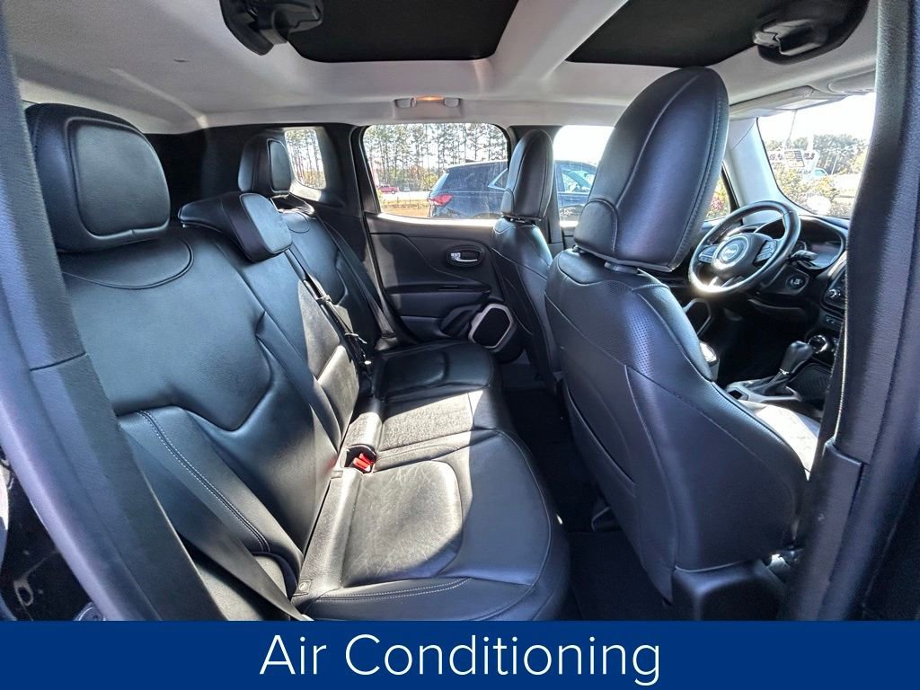 Used 2017 Jeep Renegade Limited image 22