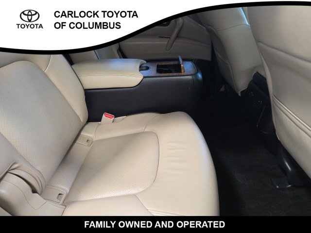 Used 2022 Nissan Armada SL w/ Captain's Chairs Package AWD/4WD image 18