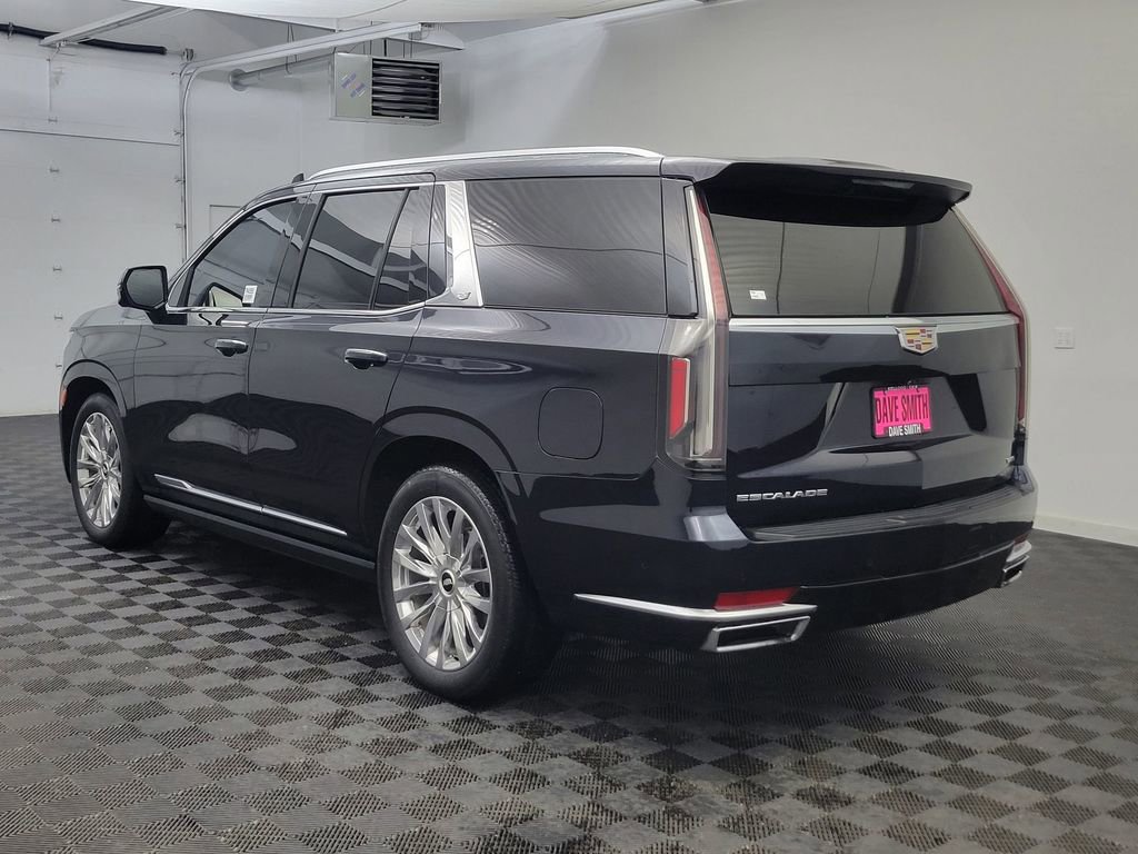 Used 2023 Cadillac Escalade Premium Luxury w/ Performance Package image 3
