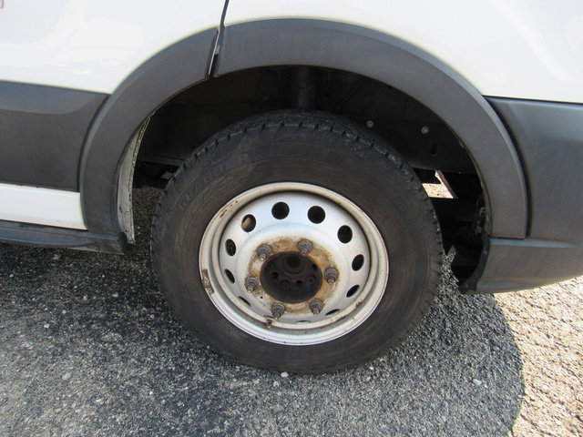 Used 2022 Ford Transit 350 RWD image 10