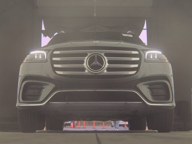 Used 2025 Mercedes-Benz GLS 450 4MATIC video 2