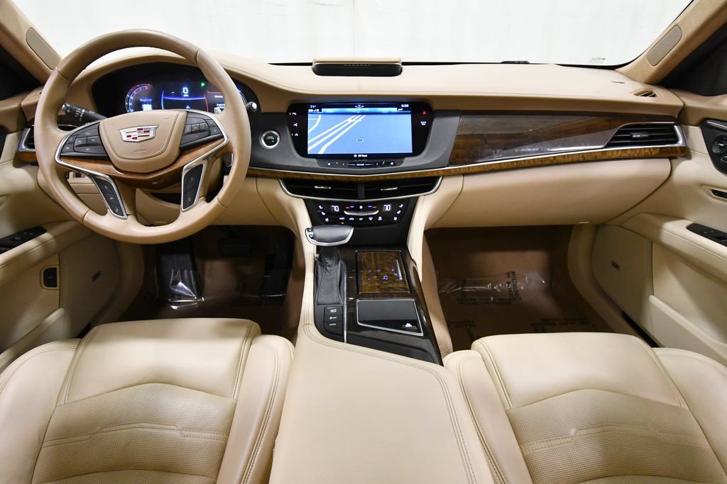 Used 2018 Cadillac CT6 Platinum AWD/4WD image 3