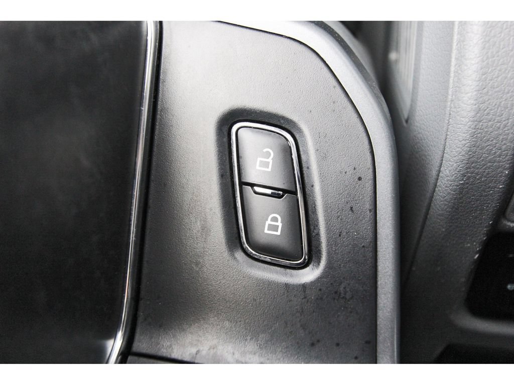 Used 2023 Ford F150 Lightning XLT AWD/4WD image 21