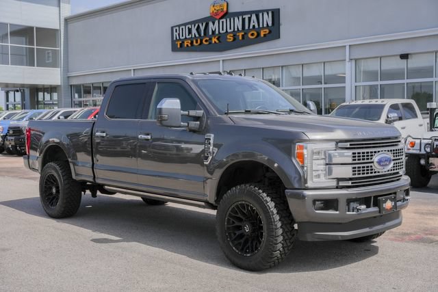 Used 2018 Ford F250 Platinum w/ Platinum Ultimate Package AWD/4WD image 3
