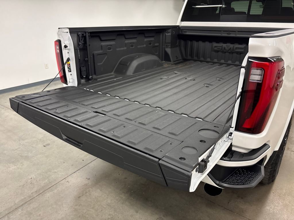 Certified 2025 GMC Sierra 2500 Denali Ultimate image 21