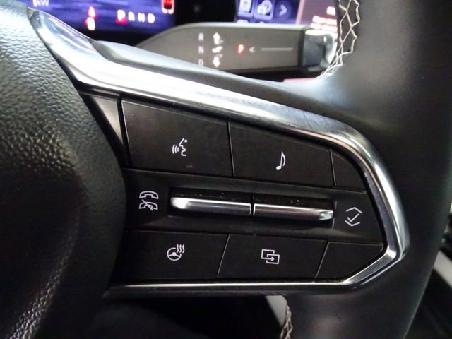 Used 2025 Chevrolet Equinox EV LT image 8