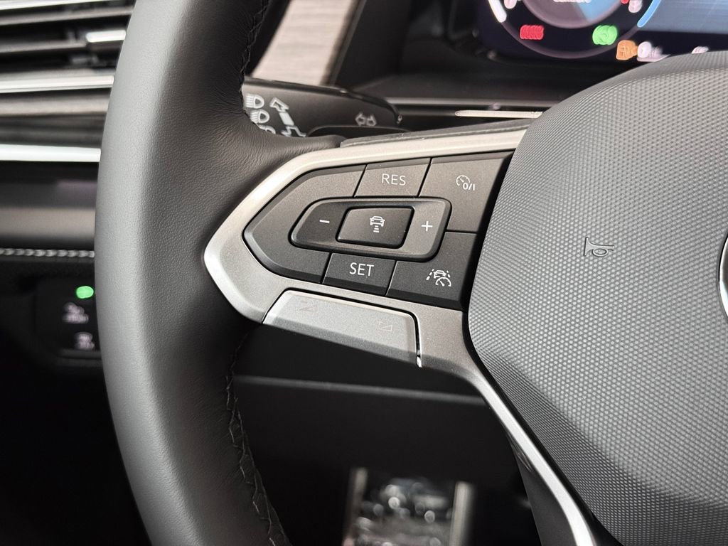 New 2026 Volkswagen Atlas SEL Premium R-Line image 13