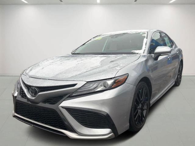 Used 2023 Toyota Camry XSE image 1