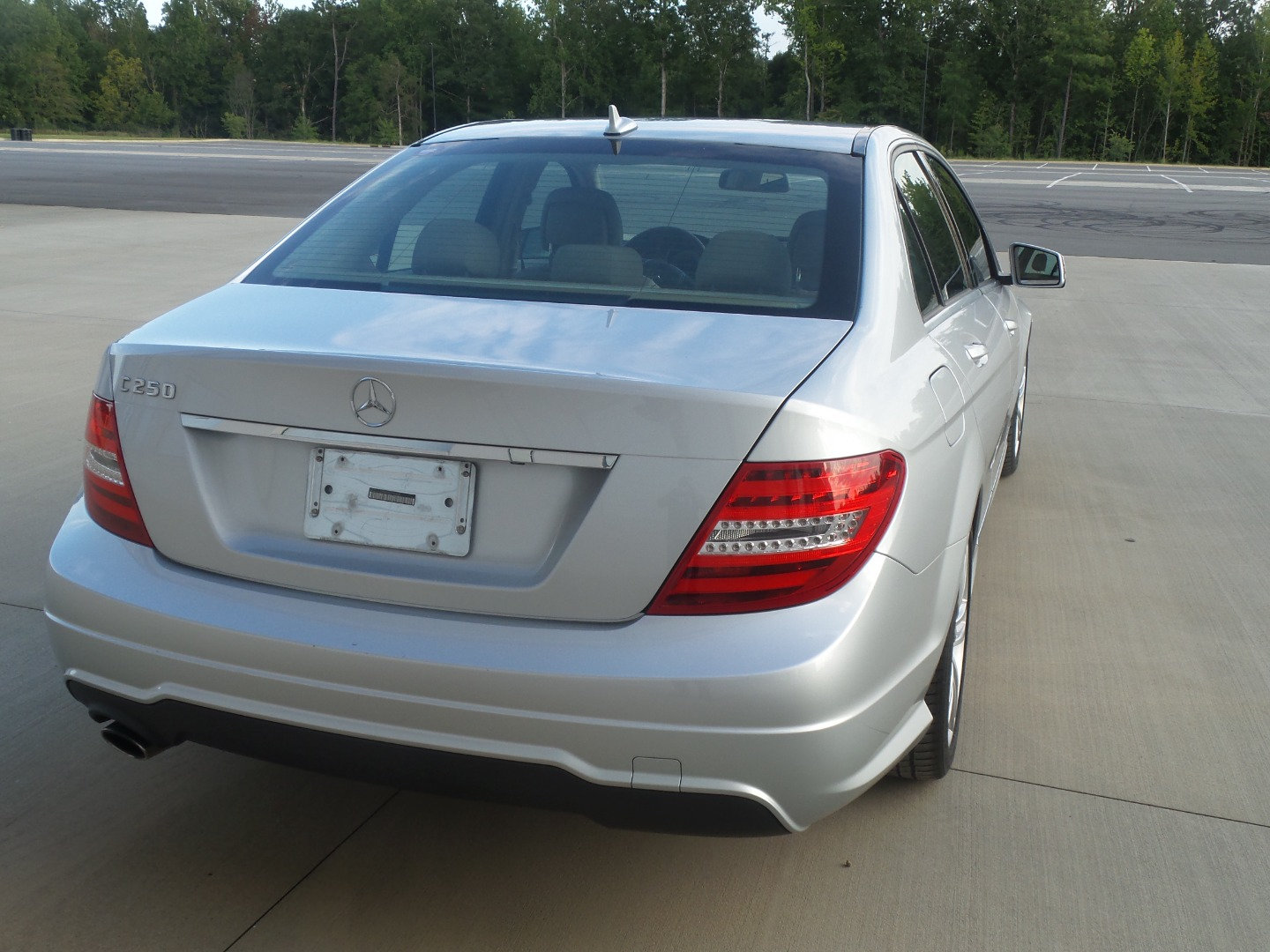 Used 2013 Mercedes-Benz C 250 Sedan image 79