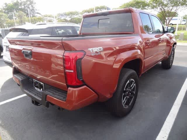 Certified 2025 Toyota Tacoma TRD Sport w/ TRD Sport Premium Package AWD/4WD image 5