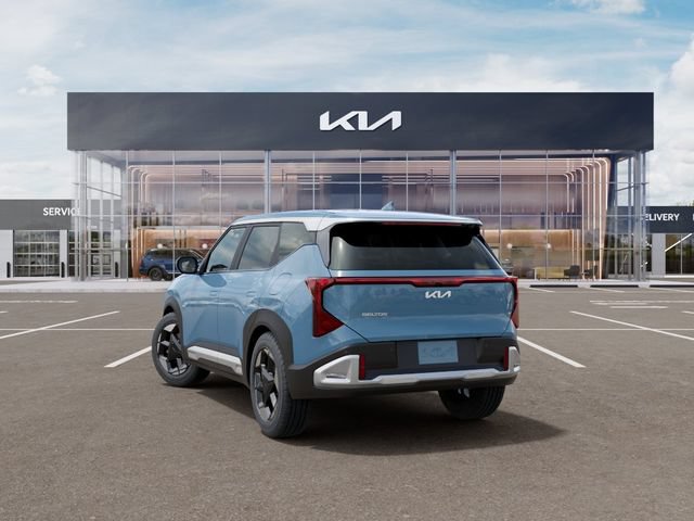 New 2027 Kia Seltos S FWD image 4