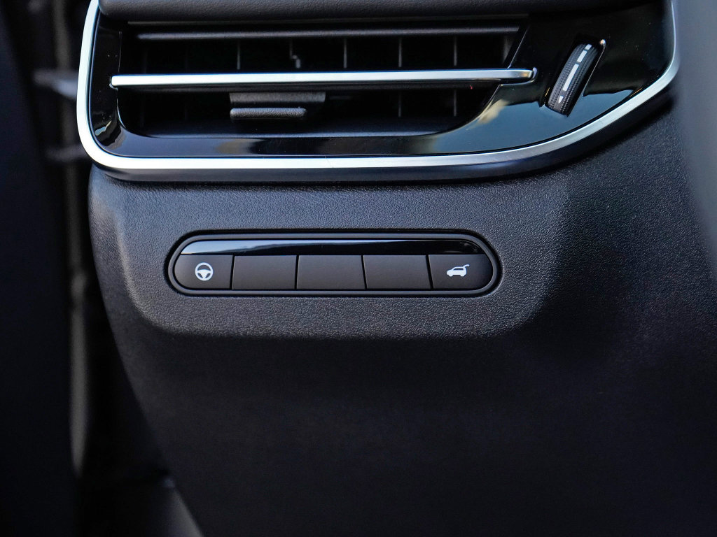 New 2026 INFINITI QX60 Luxe w/ Cargo Package image 22