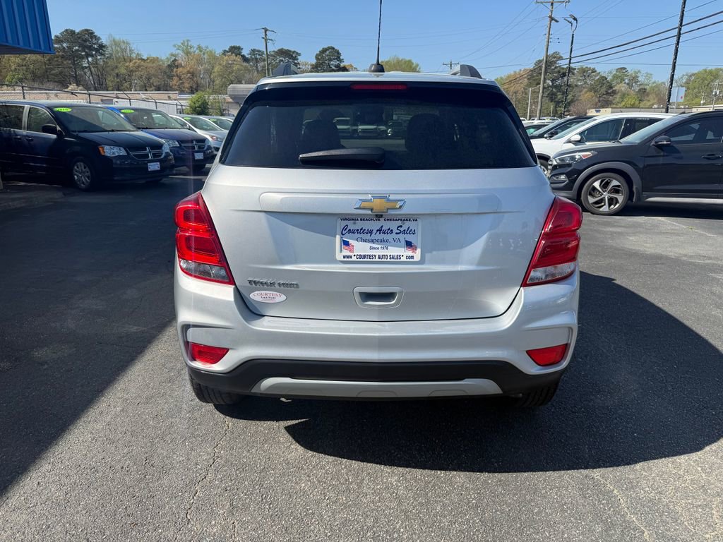 Used 2021 Chevrolet Trax LT image 9