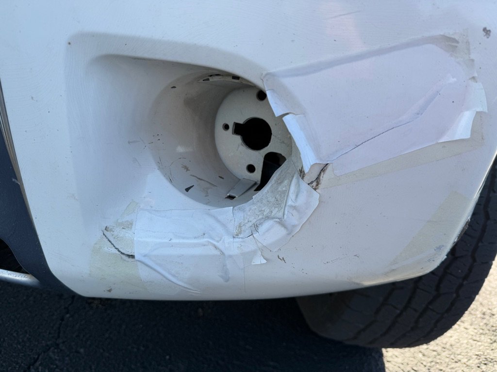 Used 2012 Nissan Titan SV image 23