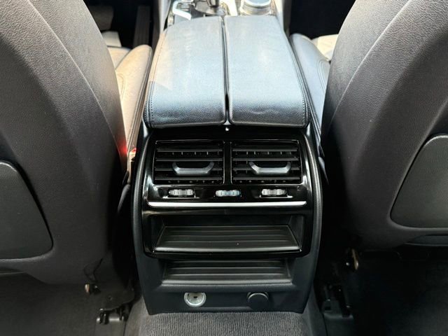 Used 2018 BMW 530i xDrive AWD/4WD image 41