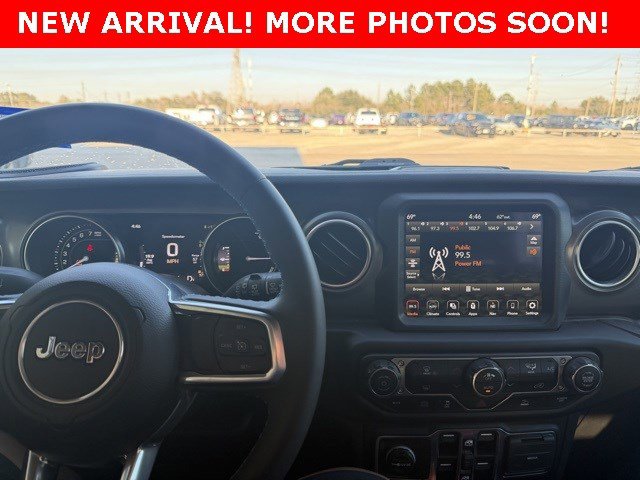 Used 2023 Jeep Wrangler Unlimited Rubicon 4xe image 6